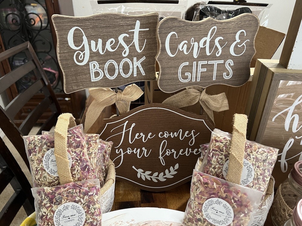 Rustic Wedding Decorations Willing To Meet You