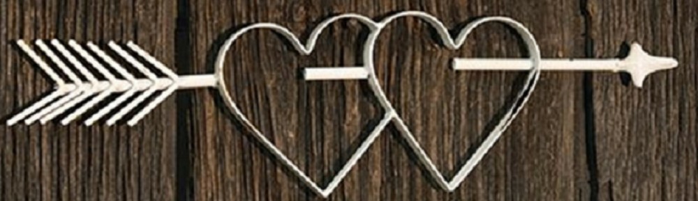 Heart & Arrow Wall Hanging Wedding Decor Metal Hearts Rustic Country Wedding