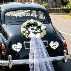 Just Married Car Decorations Set – White Floral Wreath with Long Tulle, Static-C