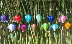 Set 12 pcs Vietnamese silk lanterns 22cm for wedding party decor – Garlic shape