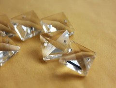 100Pcs Clear 18mm Glass Square Bead Crystal Prism Chandelier Chain Lamp Part