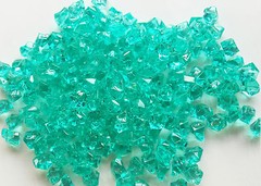 8Lb Crystal Acrylic Ice Rock Vase Gems/Table Scatters (Medium 2.5cm, Aqua Green)