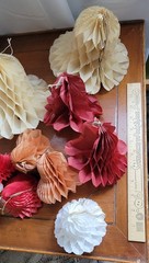 Lot of 10 Vintage Honeycomb Bell Decoration White red various sizes