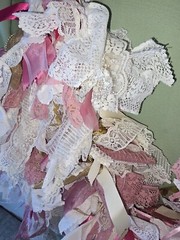 Victorian Romance 12′ Vintage Lace And Ribbon Garland Ivory, Rose And Gold