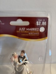 Holiday Time 2005 Victorian Collection Just Married Bride and Groom