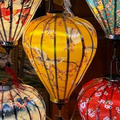 set 5 pcs silk lantern decoration size 18 inches