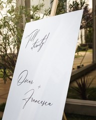 White Acrylic Wedding Sign With Black Names – Wedding Welcome Sign – Decor