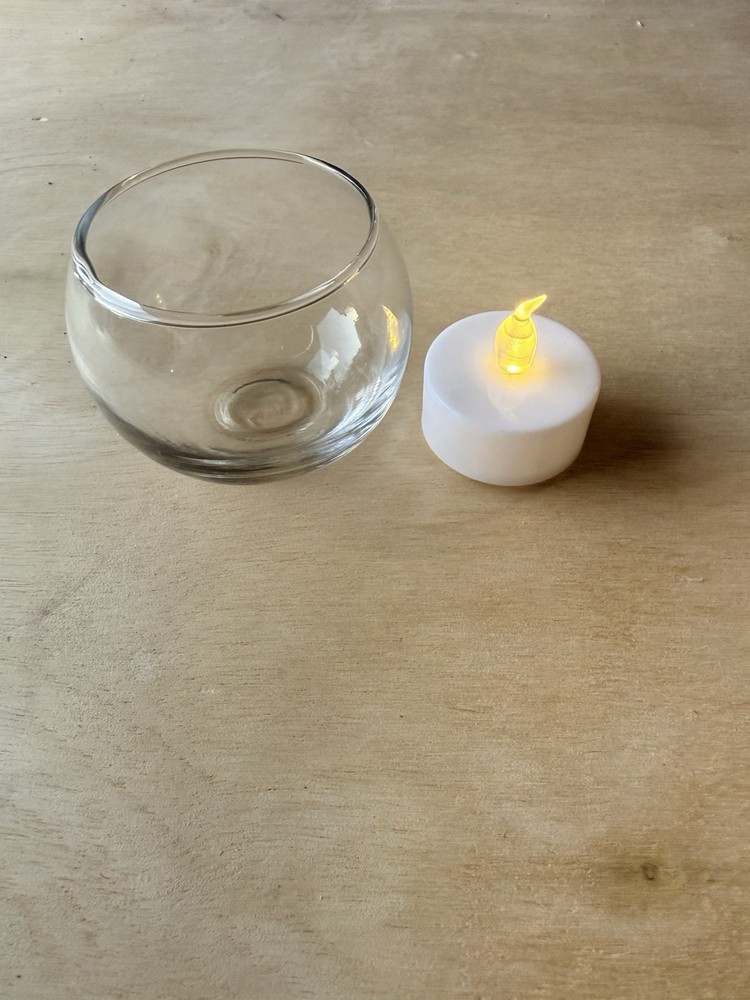 Clear Glass votive Tea Light Holders w/LED Tea Lights! Set of 150!
