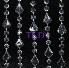 ROUND & MAPLE LEAVE ACRYLIC CRYSTAL GARLAND STRAND CHAIN HANGING DIAMOND DECOR