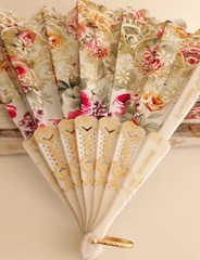 Party Supplies: Floral Fans Decorative Functional Wedding Party Socialite Vtg