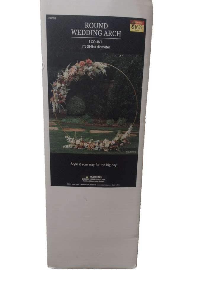 Golden Round Wedding Arch. 7 Ft (84 in) diameter. 1 Arch, 15 Pcs.