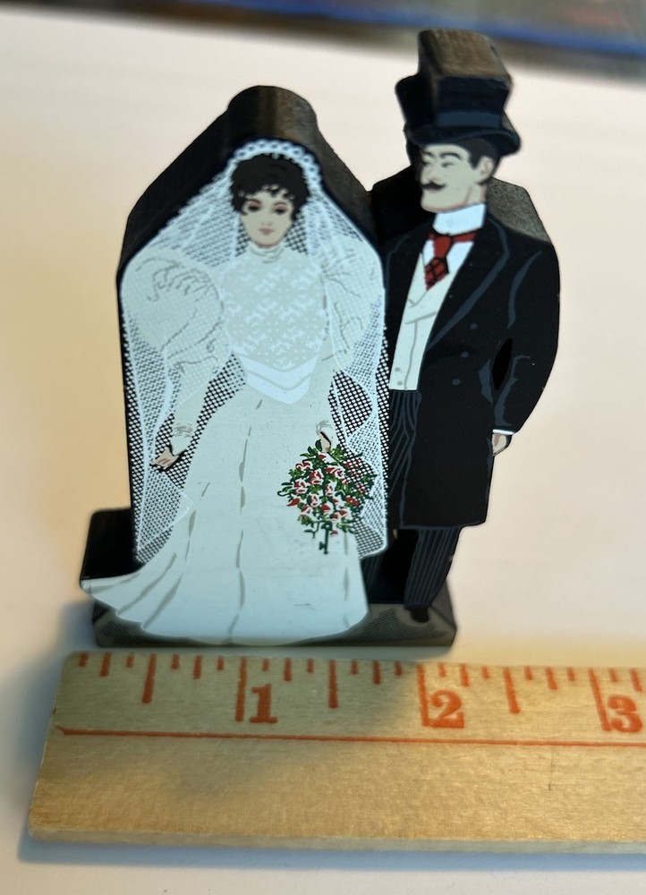 Shelia’s Collectibles Wood Shelf Sitter: The Victorian Couple (2000)