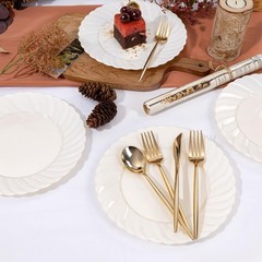 U-QE 100 Count 9 Inch Ivory Plastic Plates for Party – Scalloped Disposable D…