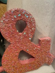 8″ X 7″ Wooden “&” Pink Sequin Sign *NEW/Sealed* k2