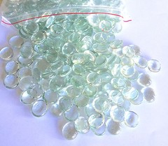 30 Lb. Flat Glass Marbles/Pebbles for Vase Filler Etc (Clear, 0.65″ ~2700 PCs)