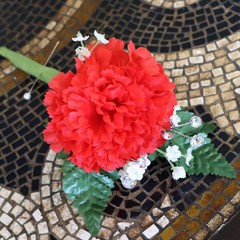 Larksilk Red Carnations, Fake Flowers, 100 Pack for Events, Weddings, DIY