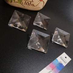 10pcs 32mm Square Crystal Loose Beads 2 Holes Pendant Prisms Lamp Lighting Part