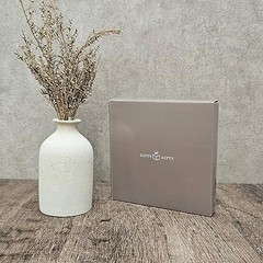 Circular Gold Floral Photo Frame / 4×4 In | For Tabletop Display | Perfect for