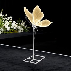 Electric Butterfly Floor Lamp Wedding Decor Standing Lamp LED Warm Light 80 cm
