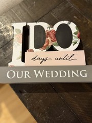 Wood Floral Romantic Wedding Table Decoration “100 Days Until Our Wedding”
