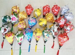 Set 24 Small Silk Lanterns for Festival Party Wedding Restaurant Decor