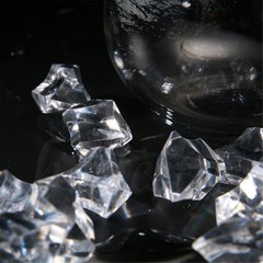 150pcs Acrylic Crystal Ice Rock Stones Aquarium Vase Gems Table Art Decoration