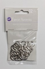 Wilton Sweetheart Charm Double Heart 12 piece pack, Silver