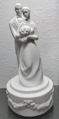 Weeding Hallmark Porcelain Bride And Groom Musical Topper