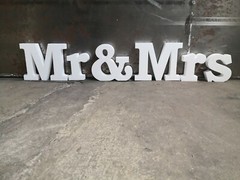 Lettering “Mr & Mrs” letters 30-50 cm proposal engagement wedding display