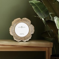 Circular Gold Floral Photo Frame / 4×4 In | For Tabletop Display | 4″X4″