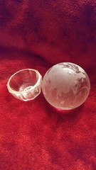 Beautiful Genuine Crystal World Globe Earth Sphere Etched Frosted Glass Ball
