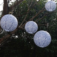 8 White Blue Chinoiserie Floral Print Hanging Paper Lanterns Party Decorations
