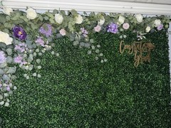🌿 6×6 Boxwood Greenery Wall Backdrop w/ Floral Garland & Extra Panels