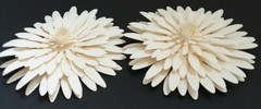 Paper Flowers Wedding Party DIY Nursery Wall Decor Shower Cream Daisy 2 Pieces