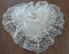 Variety Of Wedding Items /Shower Items And Decorations Some New Some Not Box Lot