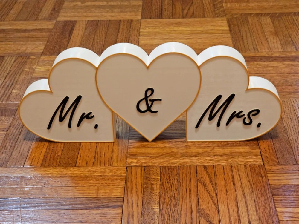 Mr & Mrs Wooden Sign Wedding Sweetheart Table Decor Heart Blocks Anniversary