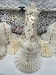 VTG Honeycomb Wedding Bells Lot Of 9 Halllmark American Greetings Doublglo