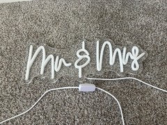 Mr. & Mrs. Neon Light For Wedding USB