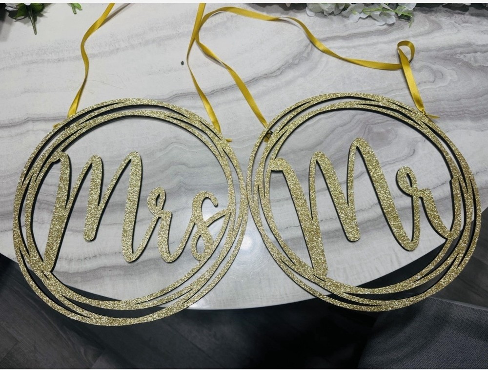 Gold Glitter Foil Mr & Mrs Hanging Wedding Decorations, Romantic Circle Set of 2