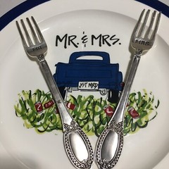 Farmhouse Mr and Mrs Wedding Gift Plate and Silverware (Fork and Spoon).