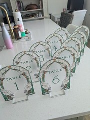 10 Acrylic Table Signs- with Holders, Reusable, Clear