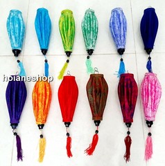 Set 12 pcs Vietnamese silk lanterns 22cm for wedding party decor – Garlic shape