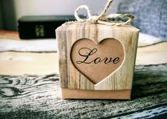 🌿 Rustic Wedding Decoration Lot / “Mr & Mrs” Bundle + Free Bonus