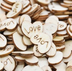 100 pcs Rustic Wooden Love Heart Wedding Table Scatter Decoration Crafts Party
