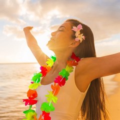 ADXCO 150 Pieces Assorted Hawaiian Leis Necklace Tropical Flower Garland, Lua…