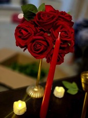 Rose Red & Gold Centerpiece Table Decorations 5 PCS Artificial Flowers Rose Red