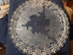 Vintage Studio Nova Winter Rose Crystal Cake Plate Featuring A Frosted Rose