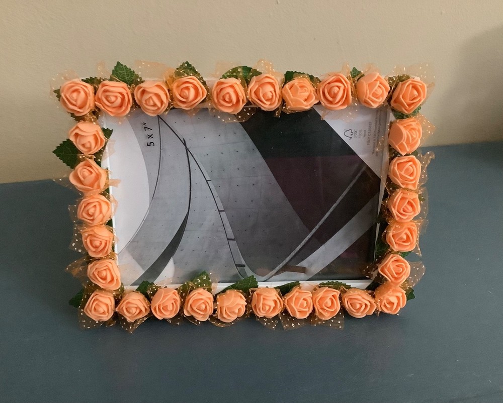 rosebud with sheer polka dot fabric accent picture frame