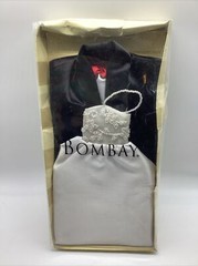 Bombay Bride & Groom Wine Champagne Bottle Covers Reception Decor New In Package