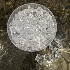 WILTON ACRYLIC PLASTIC GEM STONE SPARKLING ICE CUBE SCATTER/VASE TABLE DECOR